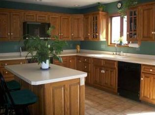 45 Hucko Trl, Sandy Hook, CT 06482