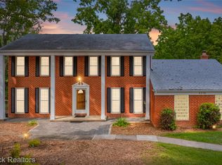 4370 Savoie Trl, West Bloomfield, MI 48323