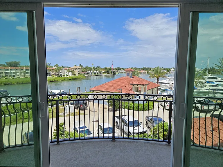 503 N Tamiami Trl #301 — Photo 12
