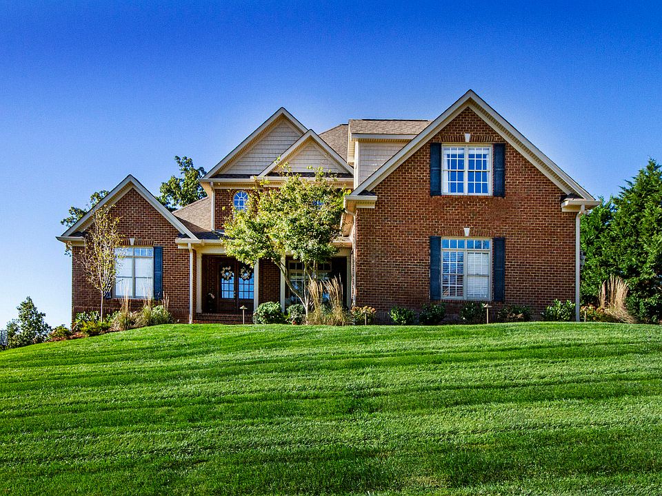 1st image of 683 Brochardt Blvd