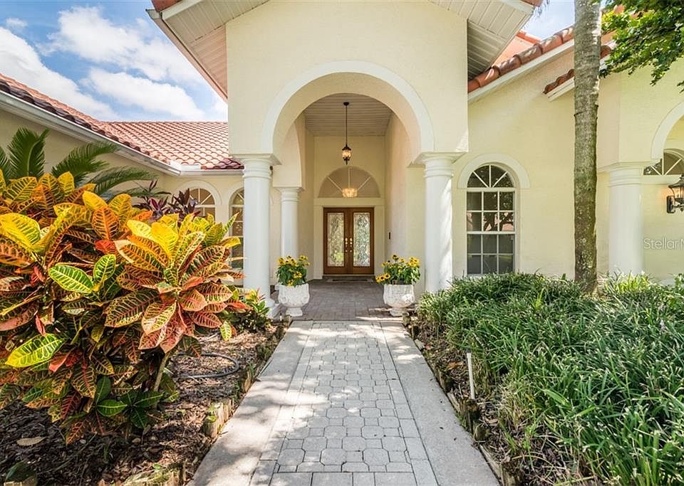 1st image of 4213 Carrollwood Village Dr