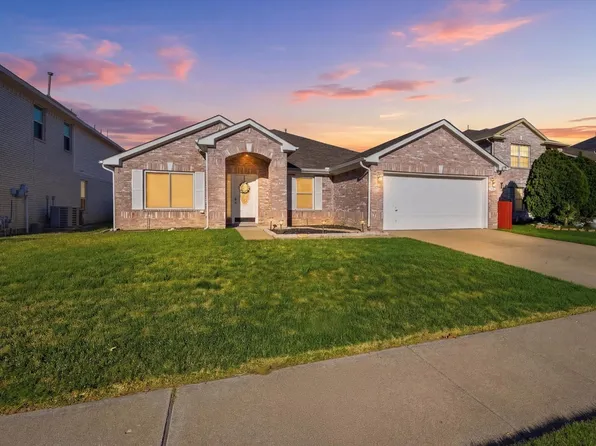 5629 Meadows Way, North Richland Hills, TX 76180