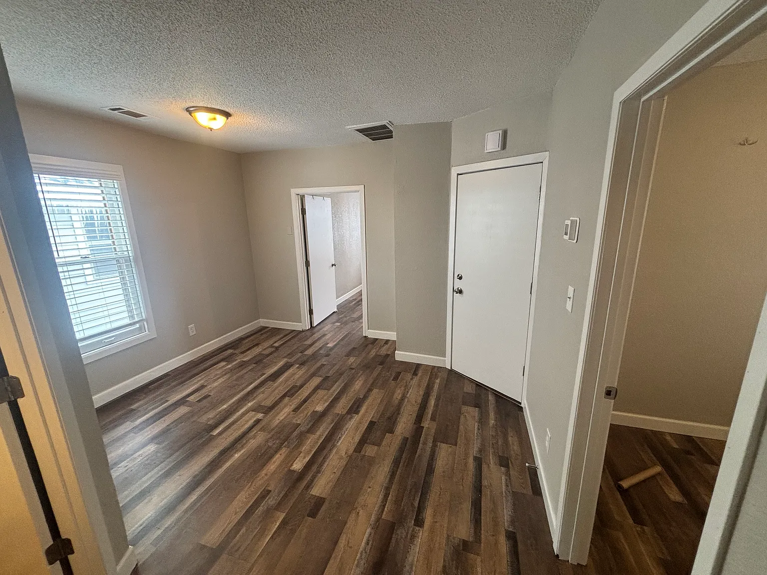 2 bed, 660 sqft, $1,695 — Photo 2