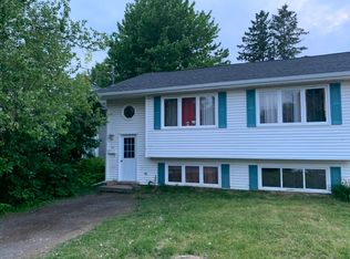 50 7th St #48, Moncton, NB E1E 3G4