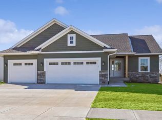 372 Sedona St, Iowa City, IA 52246