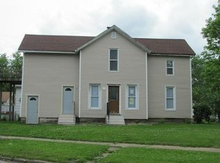 610 Vermont St, Waterloo, IA 50702