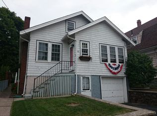 277 Perham St, West Roxbury, MA 02132