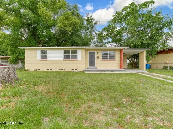 2070 HOLCROFT Drive, Jacksonville, FL 32208