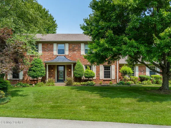 515 Lymington Ct, Douglass Hills, KY 40243