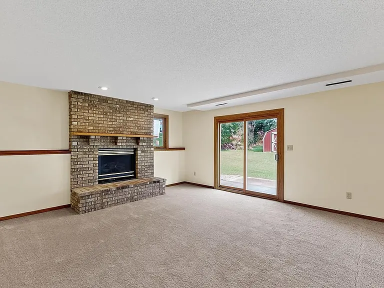 4543 Arbor Dr NW — Photo 18