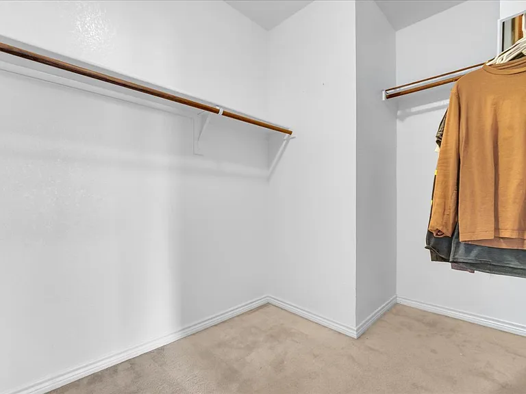 1820 Christopher Creek Dr — Photo 26