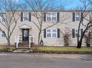 1 Alba Inn Rd APT 1, Westerly, RI 02891