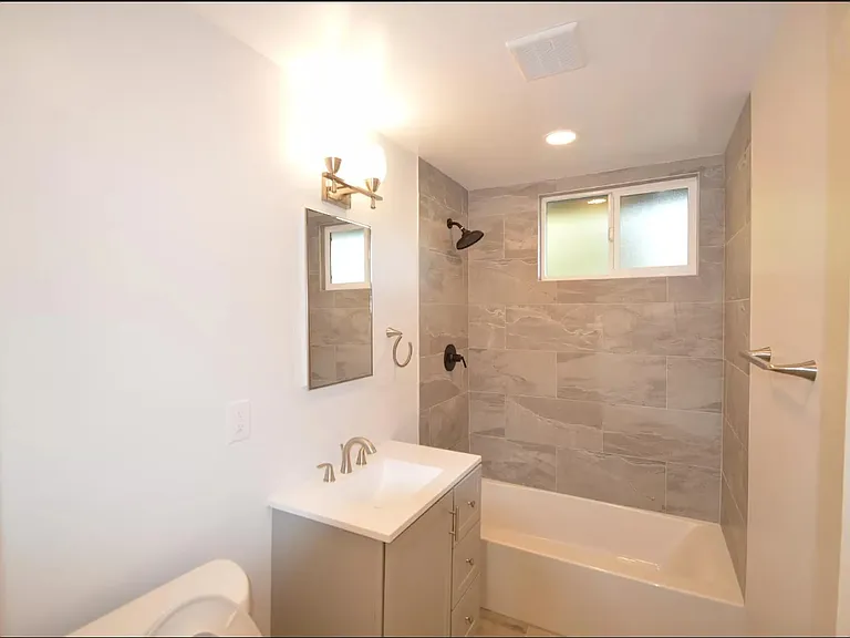 5358 Howard St #5366-A — Photo 8