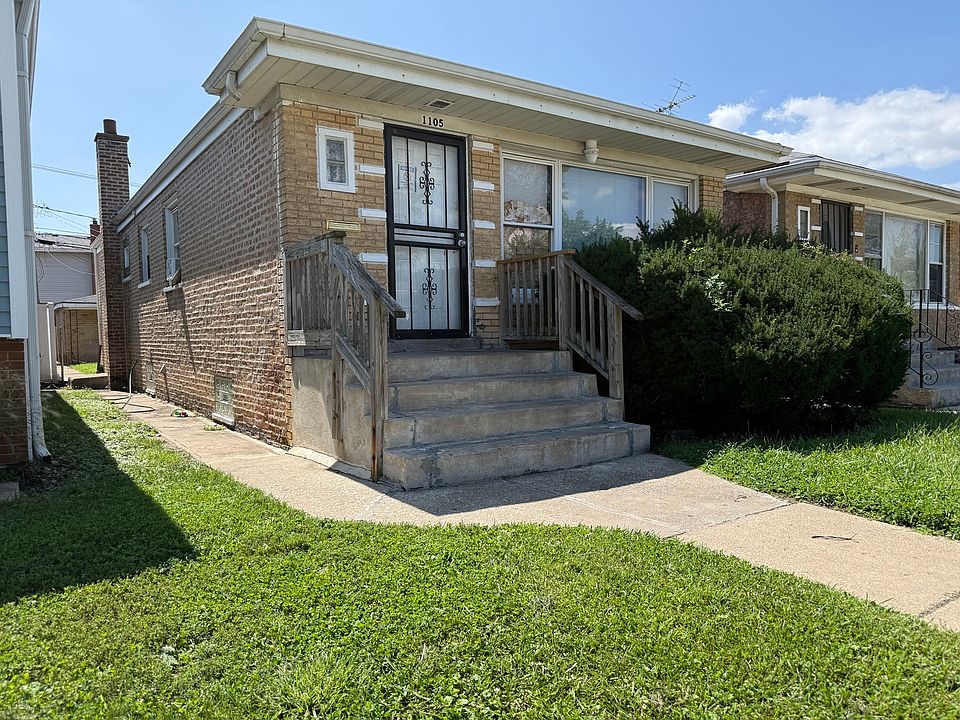 2nd image of 1105 W 115th St