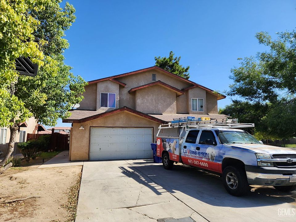 2nd image of 5706 Castlegate Ln
