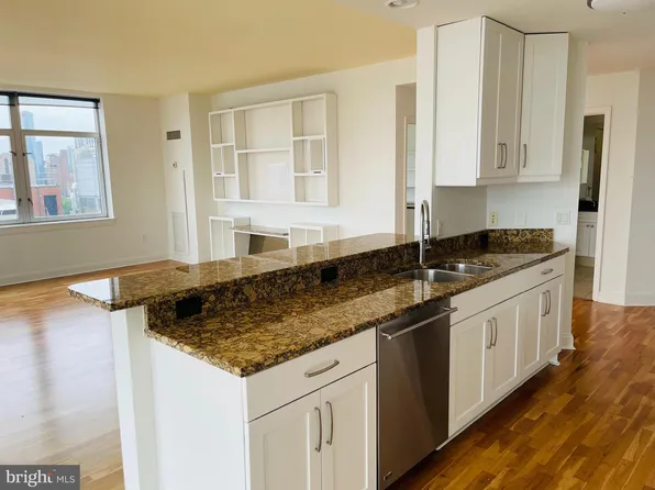 440 S Broad St Unit 1002, Philadelphia, PA 19146