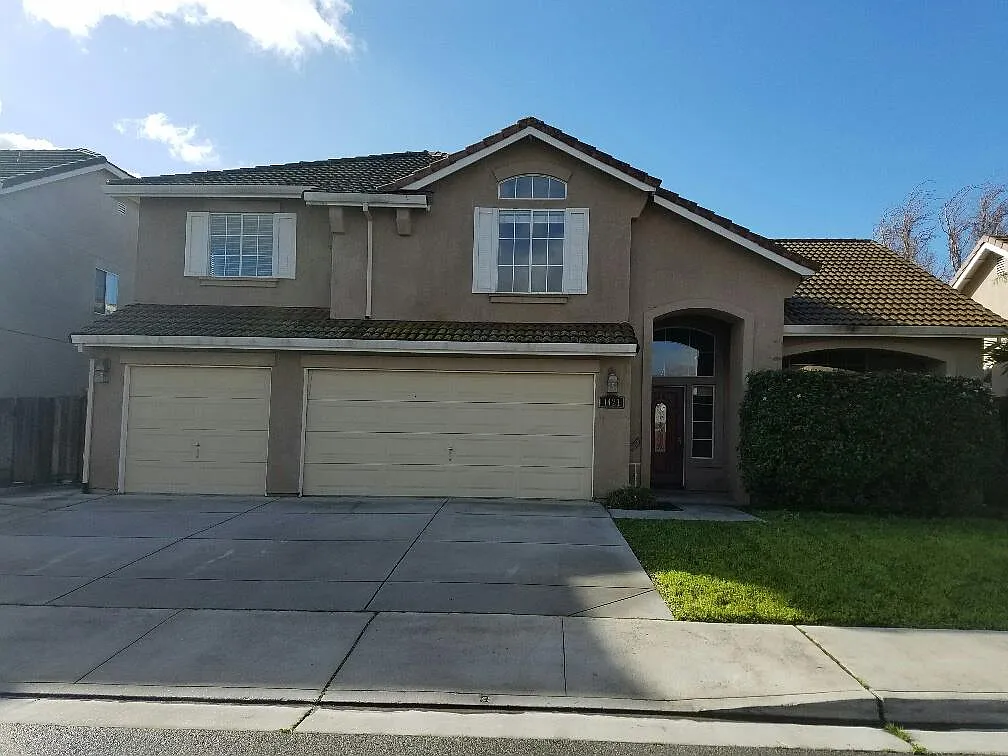 1421 Panorama Dr photo 1