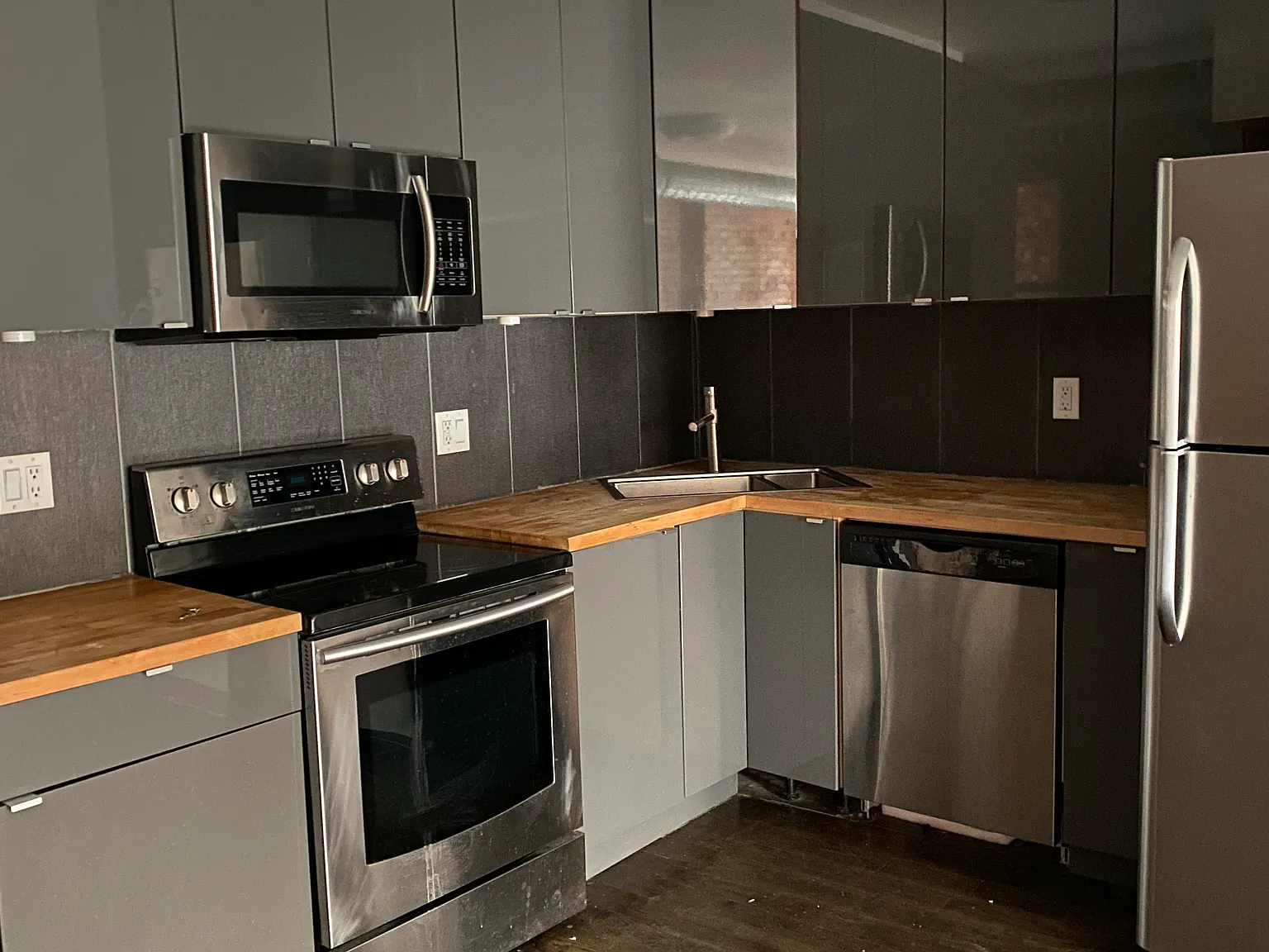 1 bed, 1000 sqft, $1,475 — Photo 4