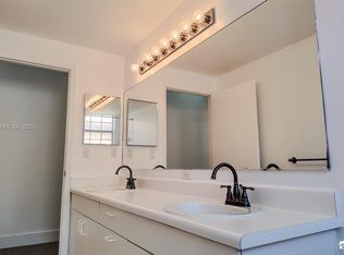 1477 Barcelona Way, Fort Lauderdale, FL 33327