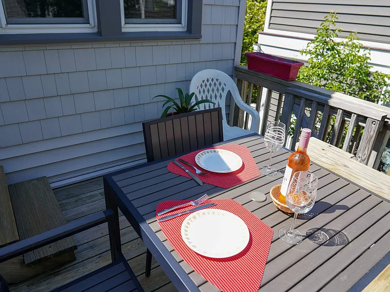 36 Maryland Ave #C — Photo 3
