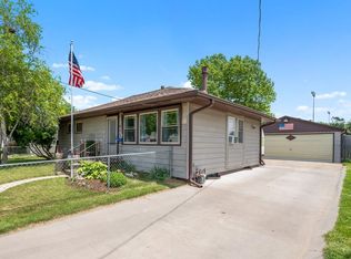 925 N 26th St, Council Bluffs, IA 51501