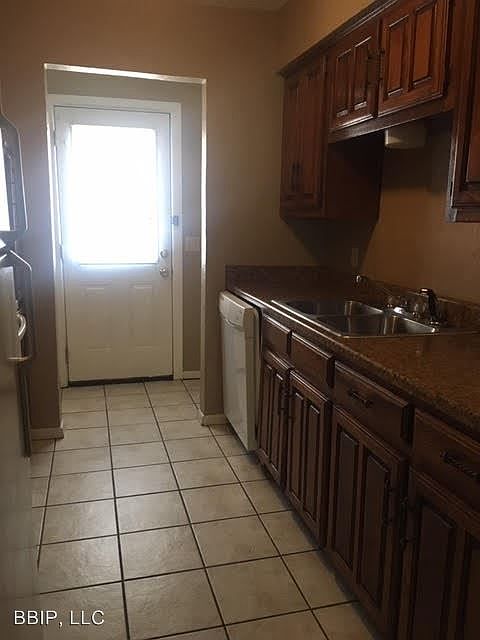 1st image of 2602 Lamar Ave APT 2A