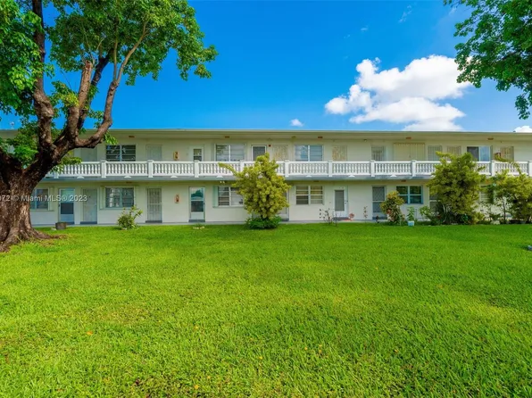165 NE 203rd Ter APT 4, Miami Gardens, FL 33179