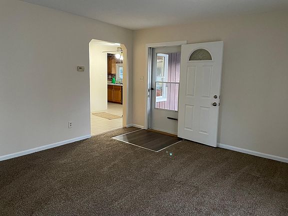 4th image of 8508 Nightingale St