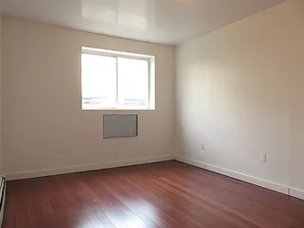 Rented by Rennit Inc.