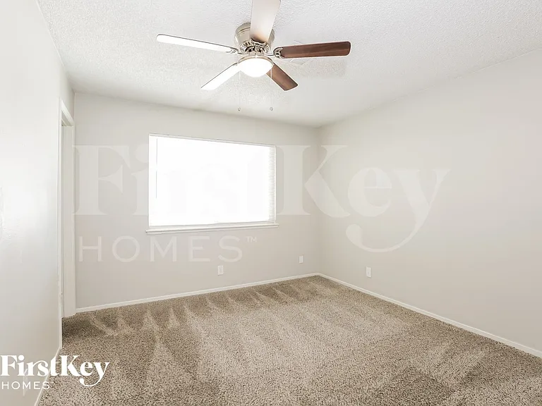 3868 Vista Largo Dr — Photo 8