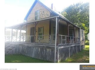 70 Beach Ave, Long Island, ME 04050