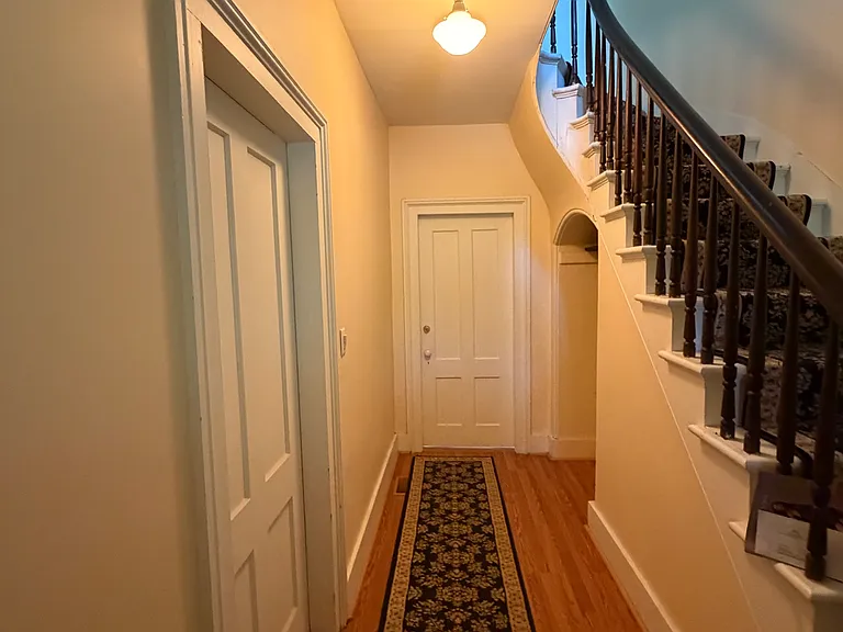 138 Lawrence St #1 — Photo 2