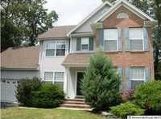 9 Carolyn Ct, Lanoka Harbor, NJ 08734