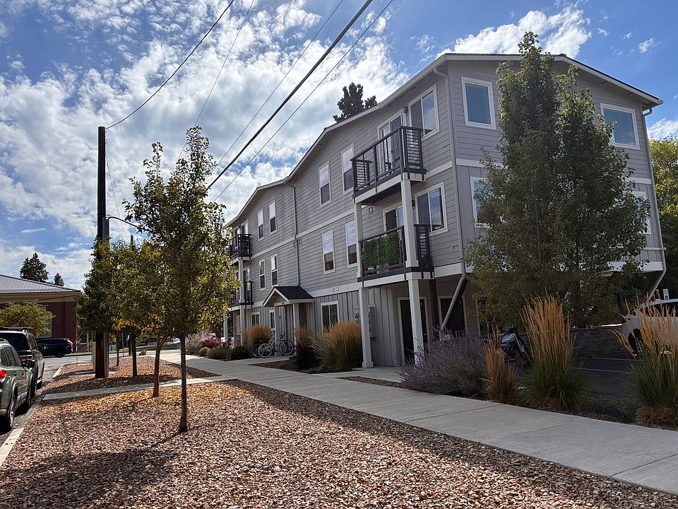 1st image of 1419 NW 8th St #301