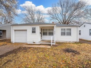 2538 S Greenwood St, Wichita, KS 67216