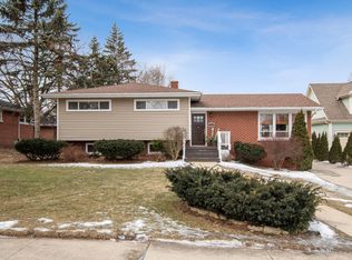 740 Hammerschmidt Ave, Lombard, IL 60148