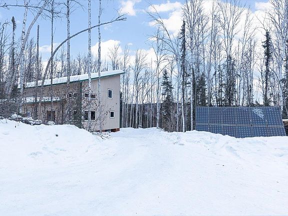 2nd image of 1184 N Hubnerite Rd