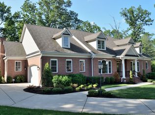 9417 Macklin Ct, Alexandria, VA 22309