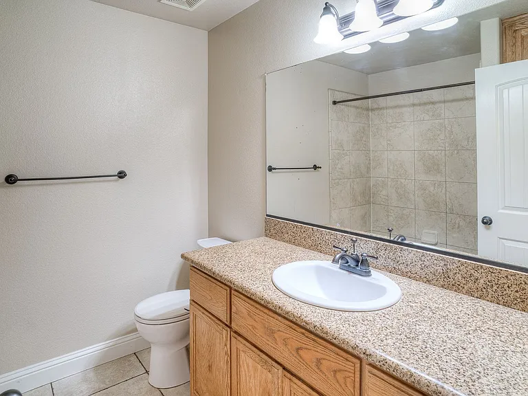 960 Myrtle Ave — Photo 16