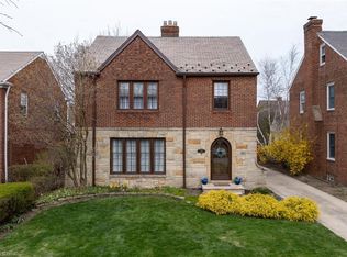 3869 Bethany Rd, University Heights, OH 44118