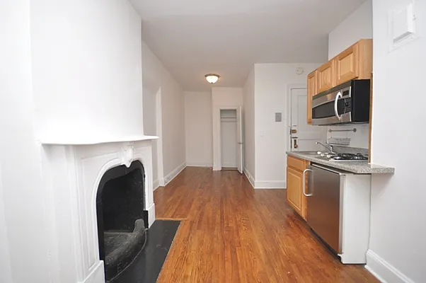 Rented by City Connections Realty | media 8