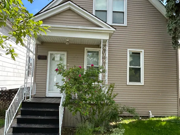 2258 Evaline St, Hamtramck, MI 48212