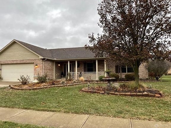 2nd image of 835 Flanders Ave