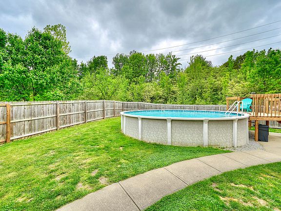 4th image of 1352 Shenandoah Ct