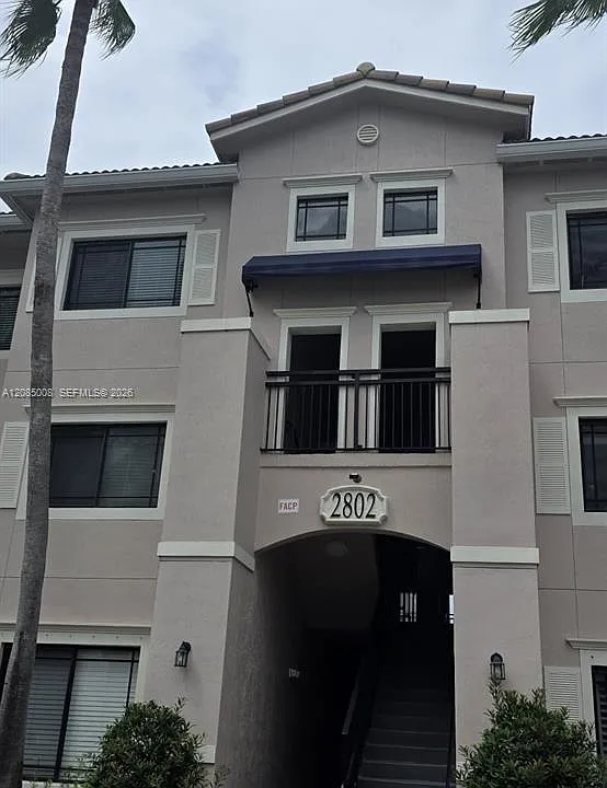 2802 Sarento Dr #301
