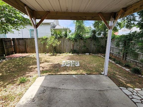 4th image of 1021 N 6th Ave #B