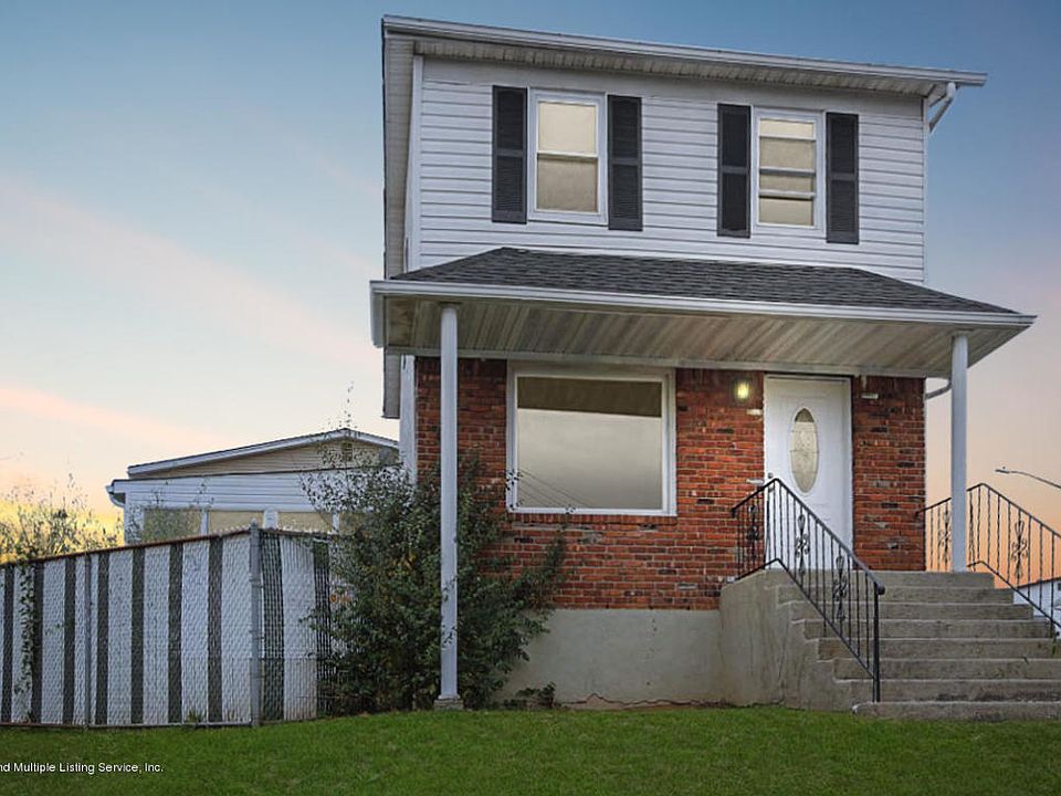 1st image of 12 Watkins Ave