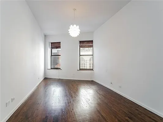 Sold by Avenue Sotheby's International Realty | media 4