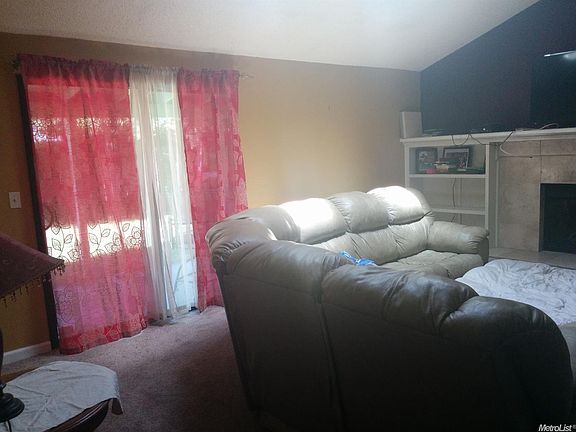 5th image of 1001 Shawnan Dr
