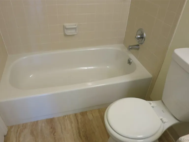 4811 White Rock Cir #D — Photo 7